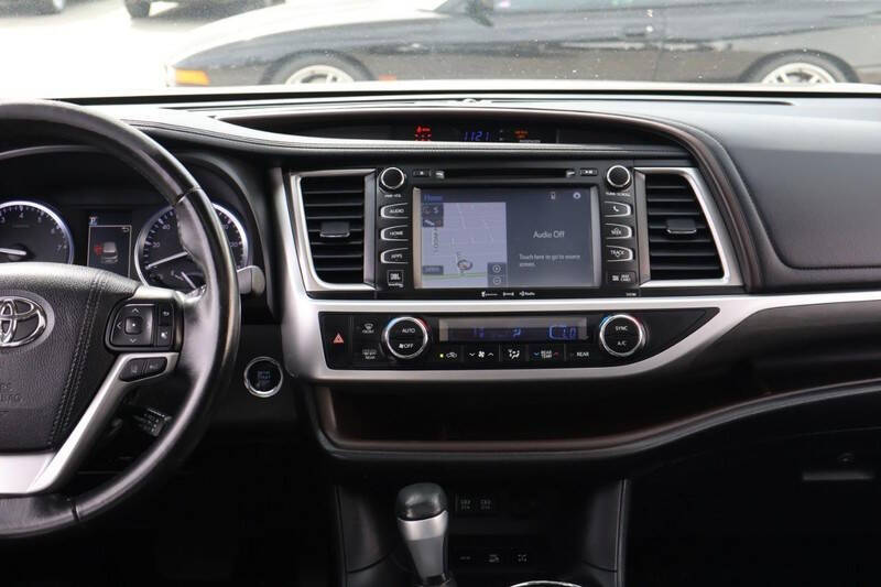 2017 Toyota Highlander