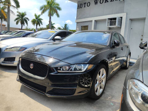 2017 Jaguar XE 25t Premium
