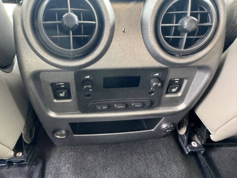 2004 HUMMER H2
