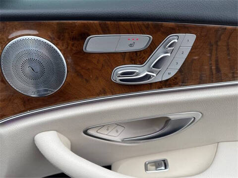 2017 Mercedes-Benz E-Class E 300 4MATIC