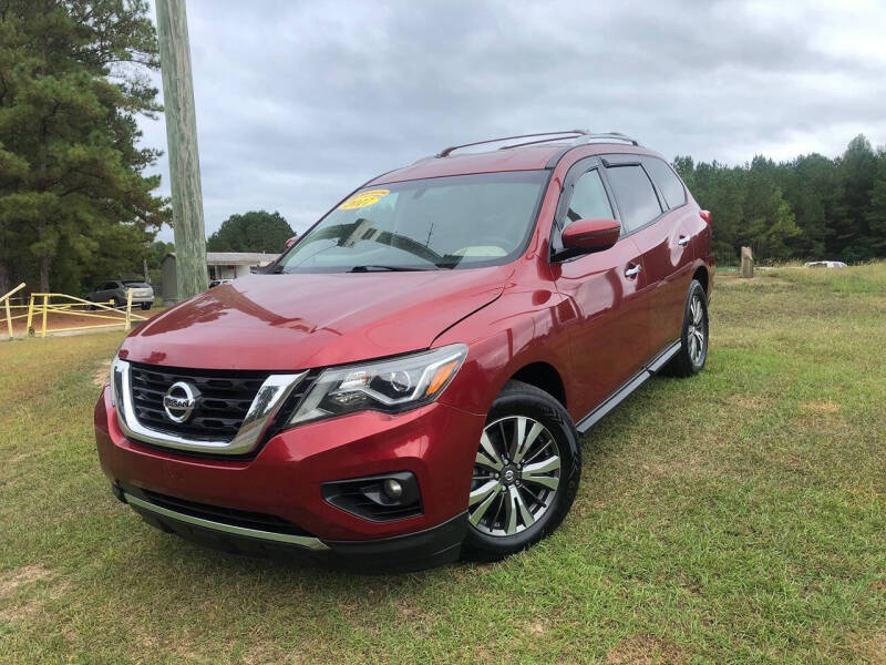 2017 Nissan Pathfinder SV