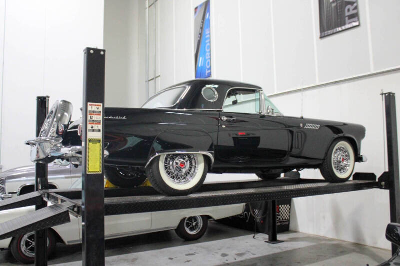 1956 Ford Thunderbird