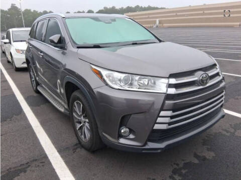2018 Toyota Highlander SE