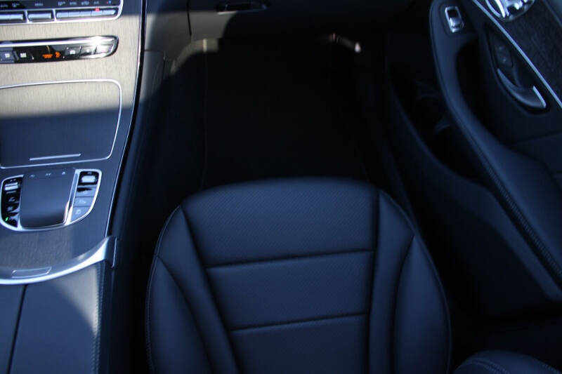 2022 Mercedes-Benz GLC GLC 300 4MATIC