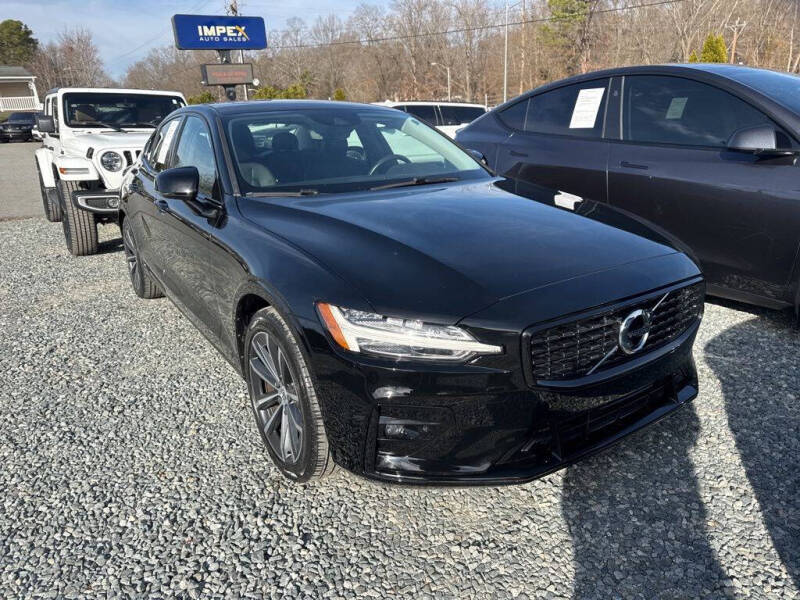 2021 Volvo S60 T5 Momentum