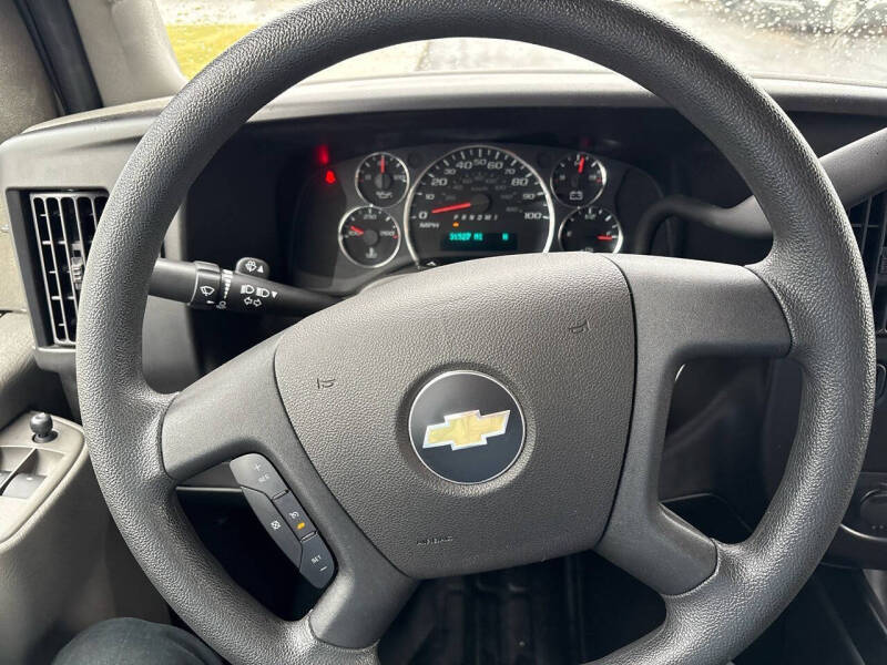 2023 Chevrolet Express LS 3500