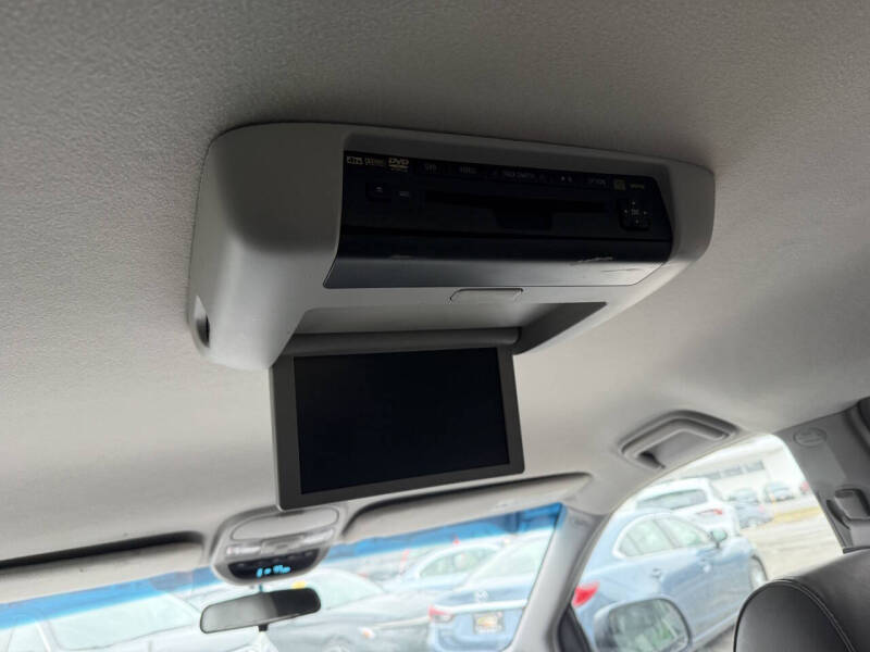 2006 Toyota Sienna XLE 7 Passenger
