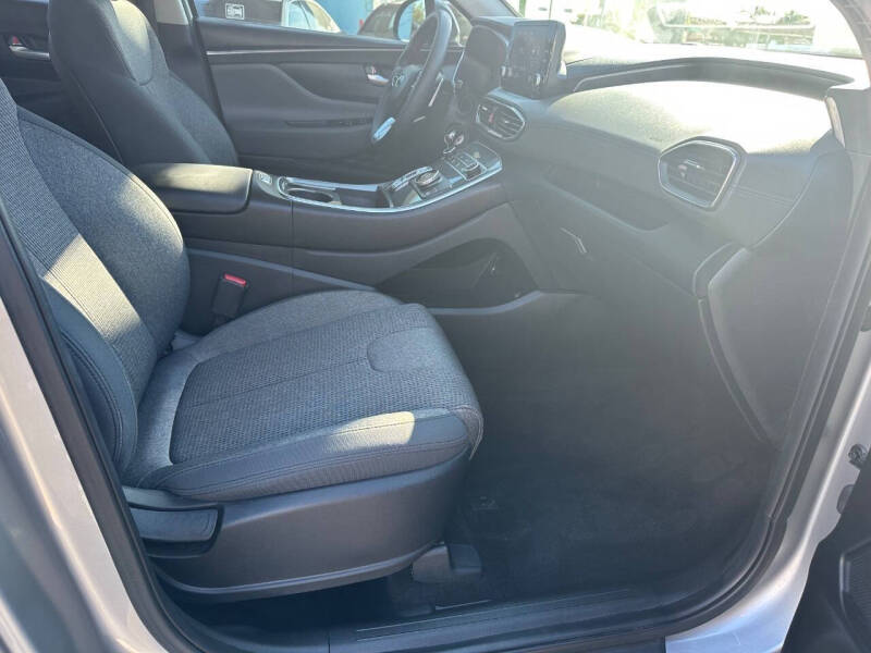 2021 Hyundai Santa Fe SE