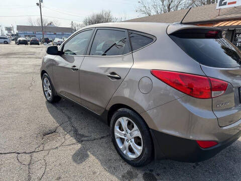 2011 Hyundai Tucson GL