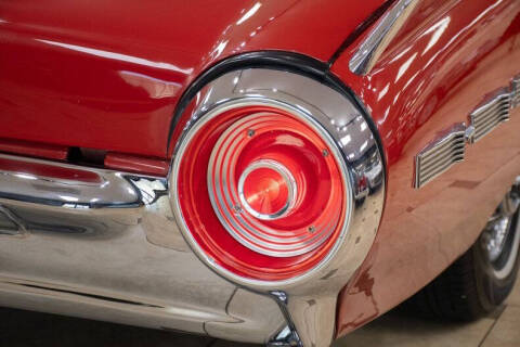 1962 Ford Thunderbird