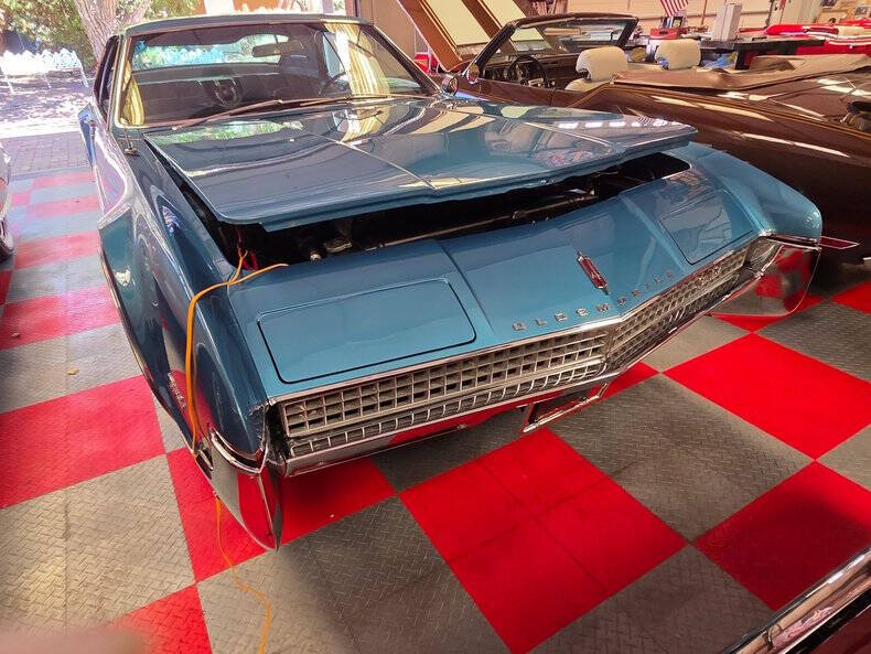 1967 Oldsmobile Toronado