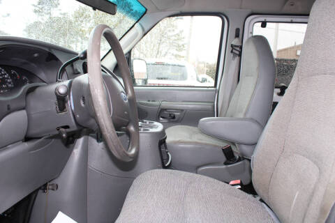 2003 Ford E-Series E-350 SD XL