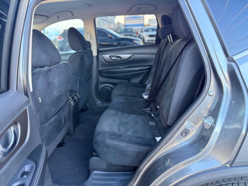 2015 Nissan Rogue SV