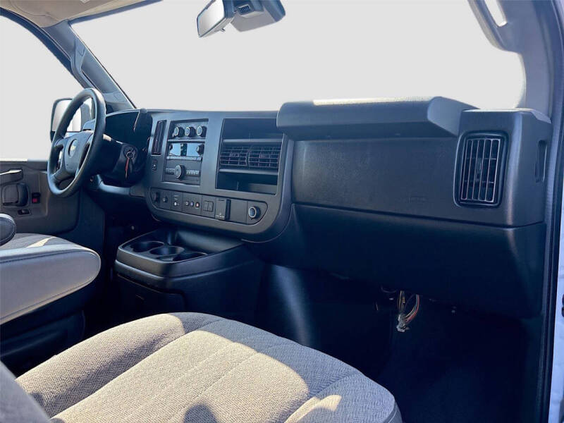 2020 Chevrolet Express LT 3500