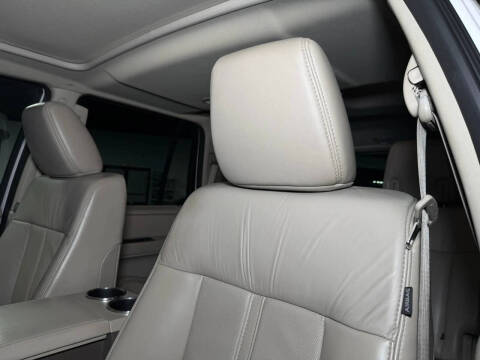 2017 Lincoln Navigator Select