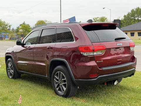 2019 Jeep Grand Cherokee Laredo