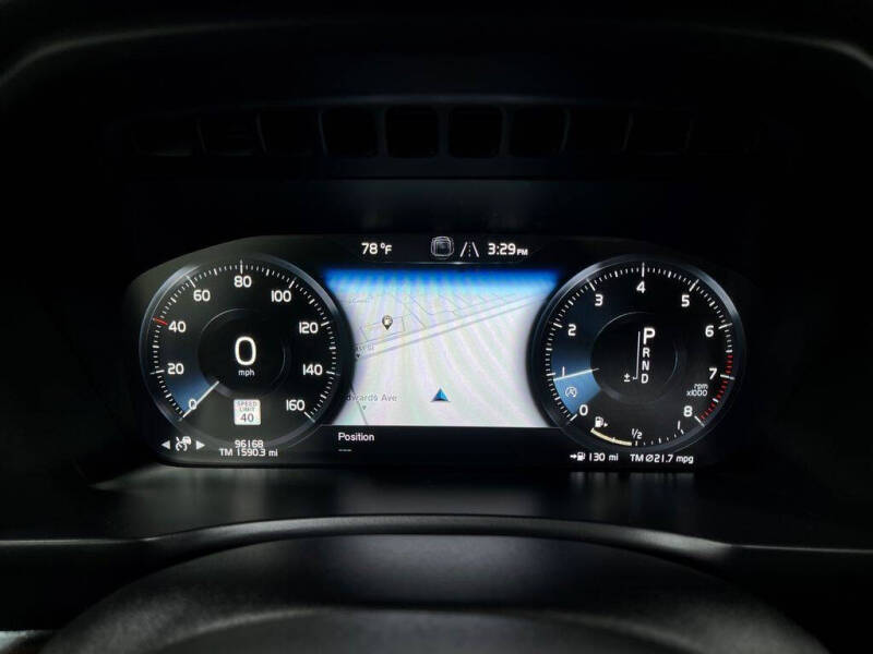 2019 Volvo XC90 T5 Momentum