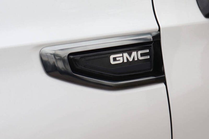 2021 GMC Yukon XL AT4