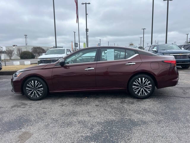 2024 Nissan Altima 2.5 SV