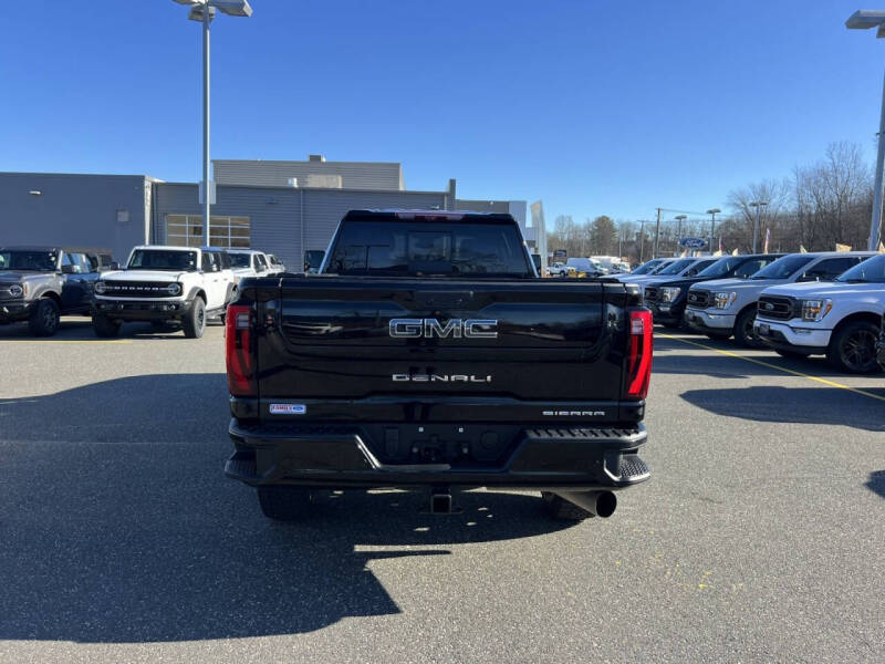 2024 GMC Sierra 3500HD