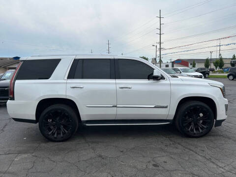 2018 Cadillac Escalade Luxury