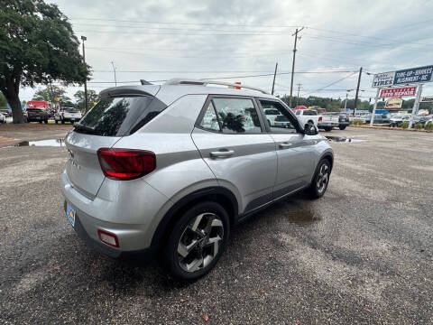 2021 Hyundai Venue SEL