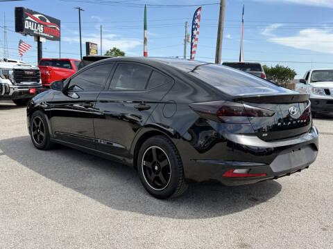 2020 Hyundai Elantra SE