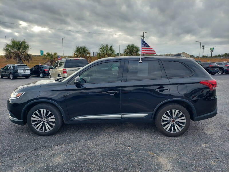 2019 Mitsubishi Outlander SE