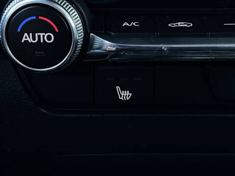 2025 Mazda Mazda3 Sedan 2.5 S Carbon Edition