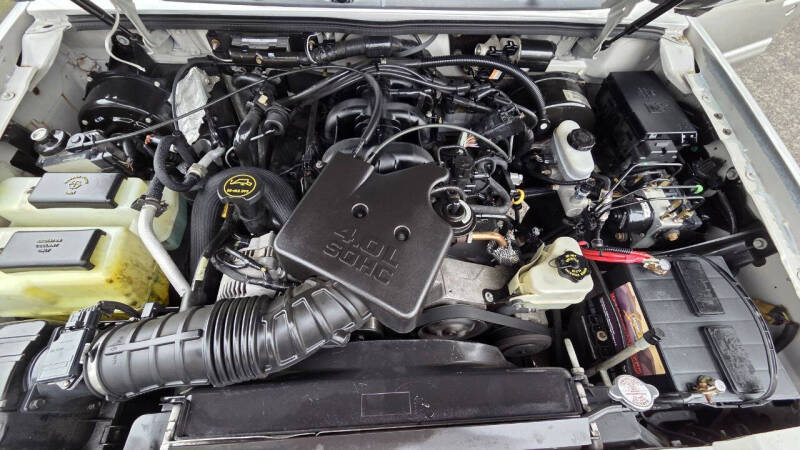 2004 Ford Explorer Sport Trac Adrenalin