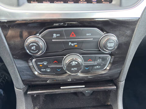 2015 Chrysler 300 Limited