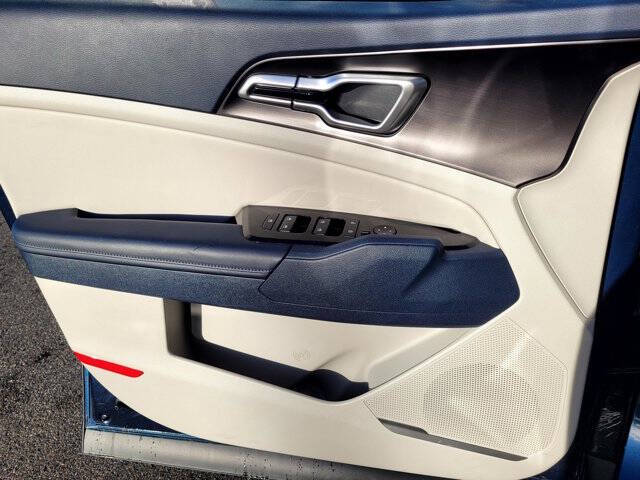 2025 Kia Sportage Hybrid EX