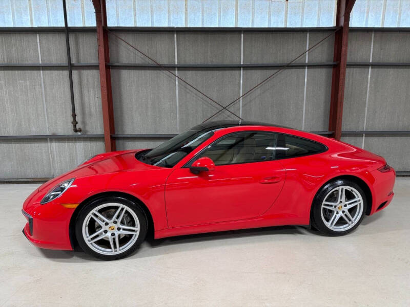 2018 Porsche 911 Carrera