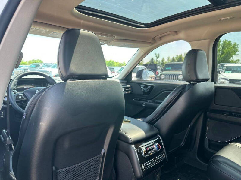 2023 Lincoln Aviator Standard
