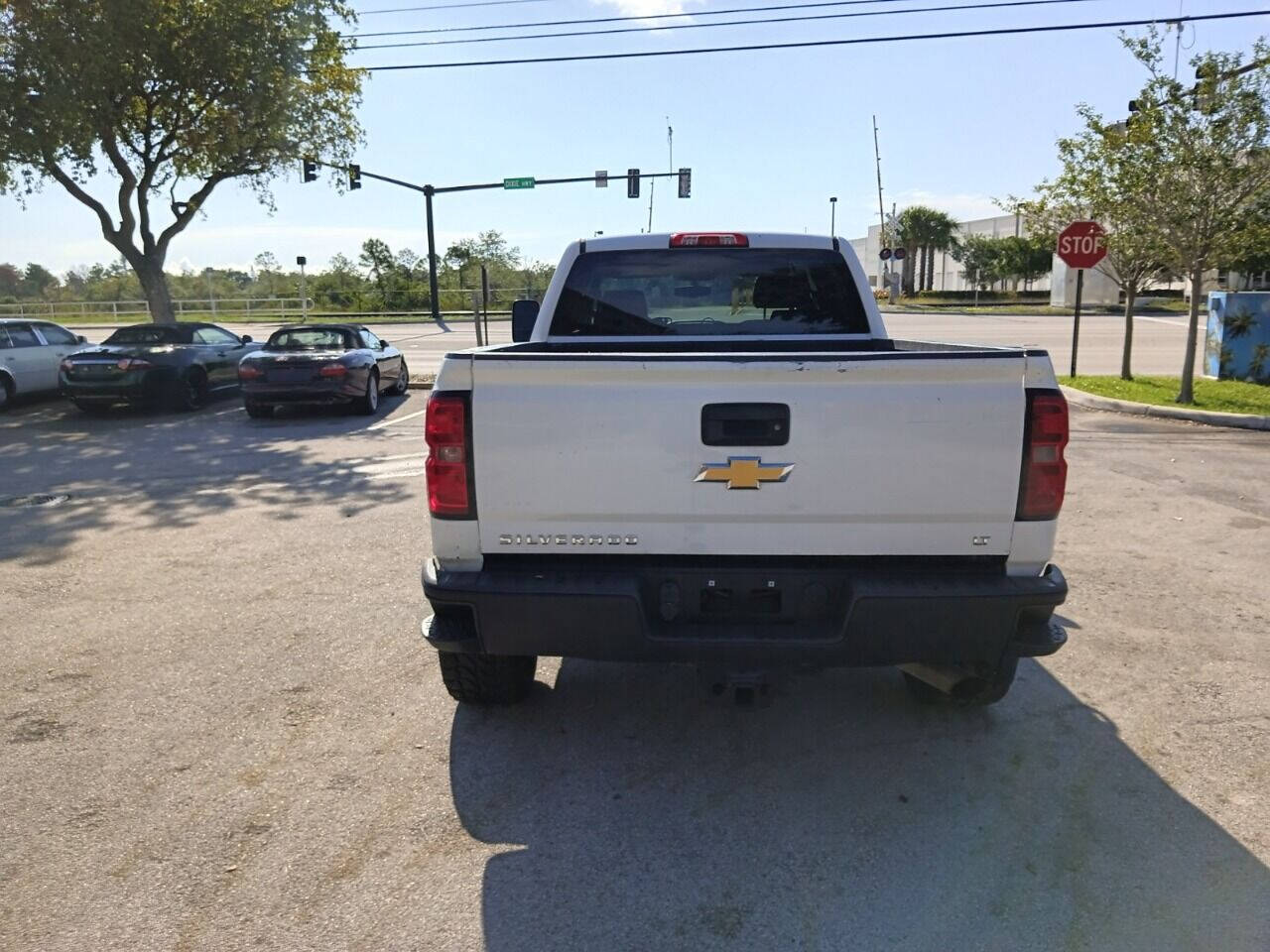 2015 Chevrolet Silverado Pickup - $15,950