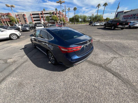 2017 Toyota Avalon XLE