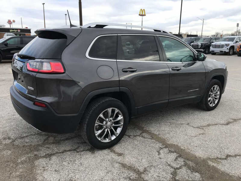 2021 Jeep Cherokee Latitude Lux