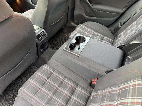 2012 Volkswagen GTI Base PZEV