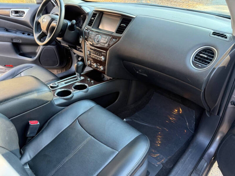 2014 Nissan Pathfinder Platinum