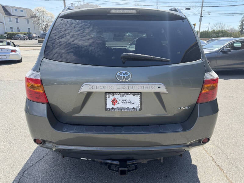 2010 Toyota Highlander SE