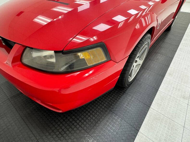 2004 Ford Mustang SVT Cobra
