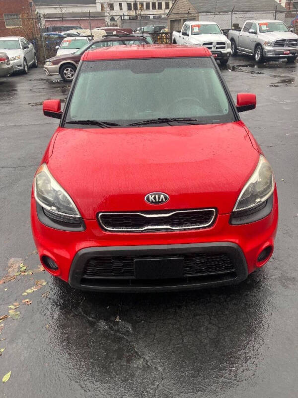 2013 Kia Soul Base's photo