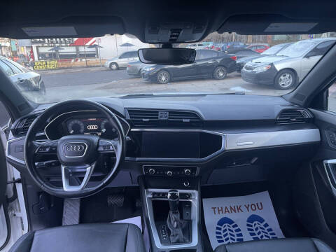 2021 Audi Q3 quattro Premium 40 TFSI