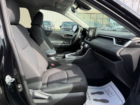 2021 Toyota RAV4 Hybrid LE