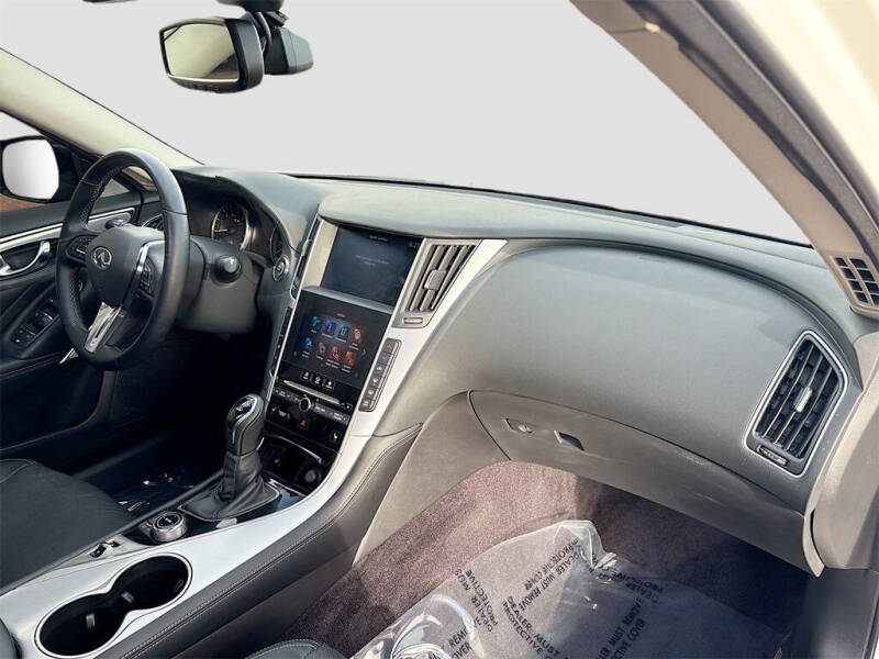 2024 Infiniti Q50 Luxe