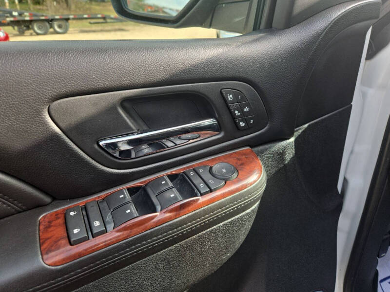 2014 Chevrolet Suburban LT