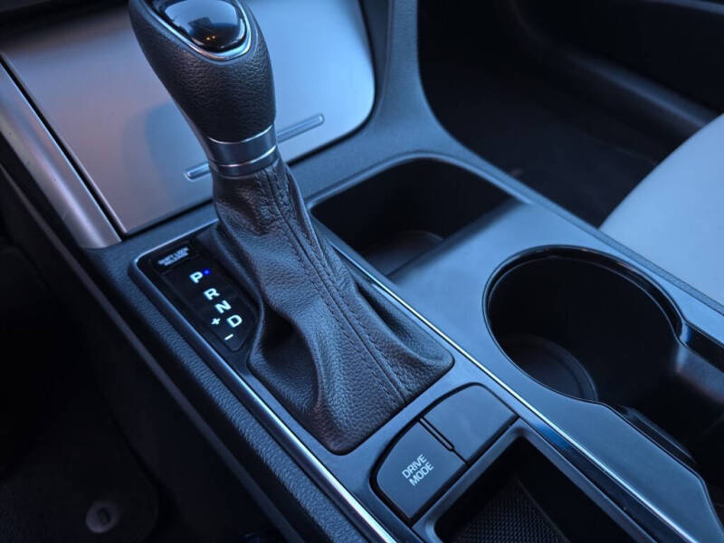 2016 Hyundai Sonata Hybrid SE