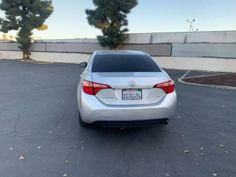 2018 Toyota Corolla LE