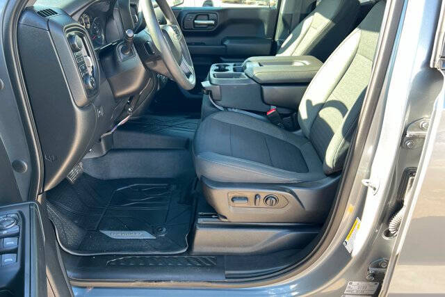 2022 Chevrolet Silverado 1500 Limited Custom