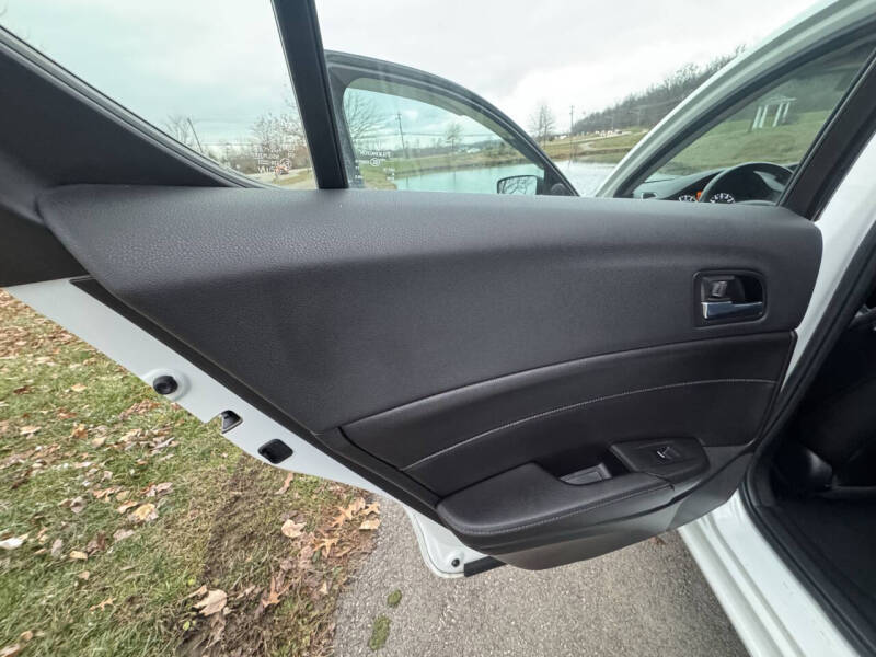 2018 Acura ILX w/Premium